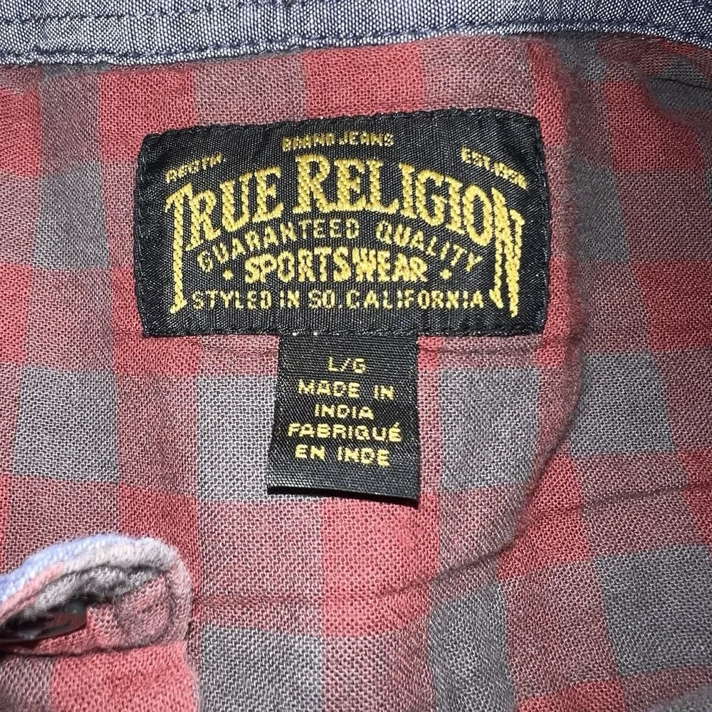 True Religion Sportswear Men's Button Down Plaid Shirt Size Large‎ Red & Gray